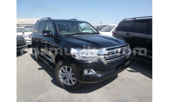 Buy Import Toyota Land Cruiser Black Car in Import - Dubai in Harare Buy Import Toyota Land Cruiser Black Car in Import - Dubai in Harare